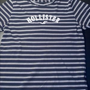 Hollister t-shirt